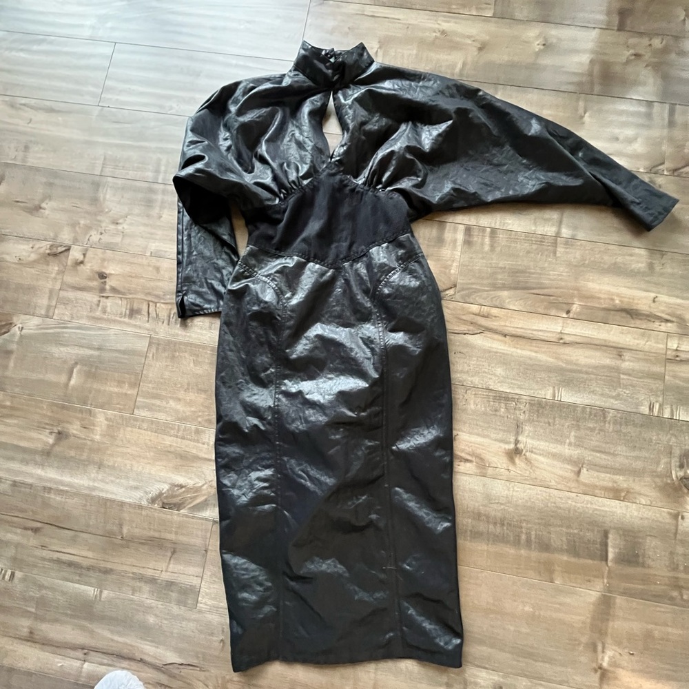 La Belle Vintage Gothic Style Black Dress